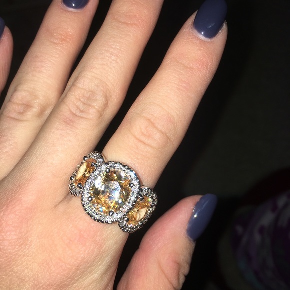 3 oval ring - Picture 2 of 5